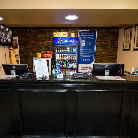 Rodeway Inn Central Colorado Springs Bagian luar foto