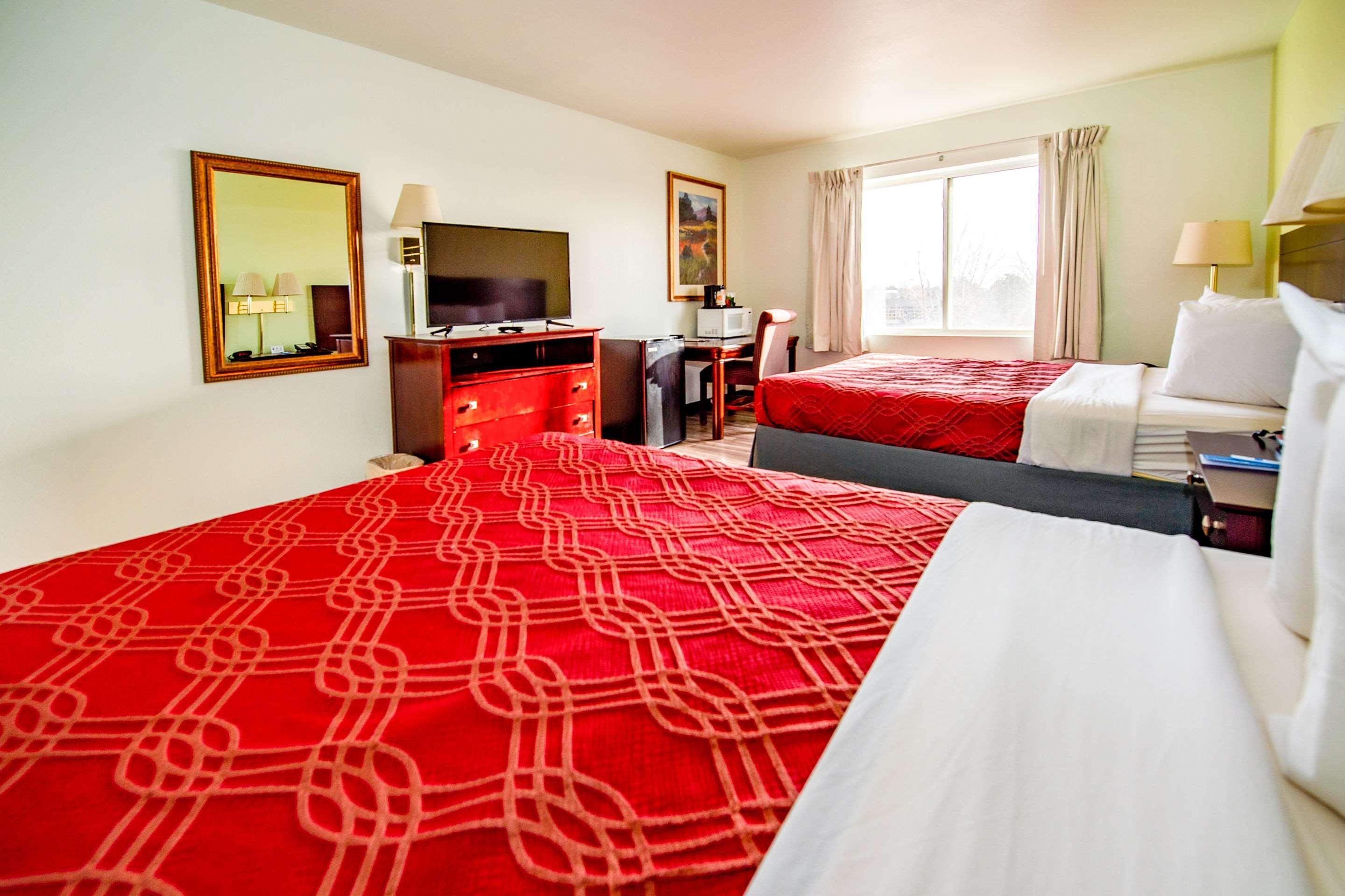 Rodeway Inn Central Colorado Springs Bagian luar foto