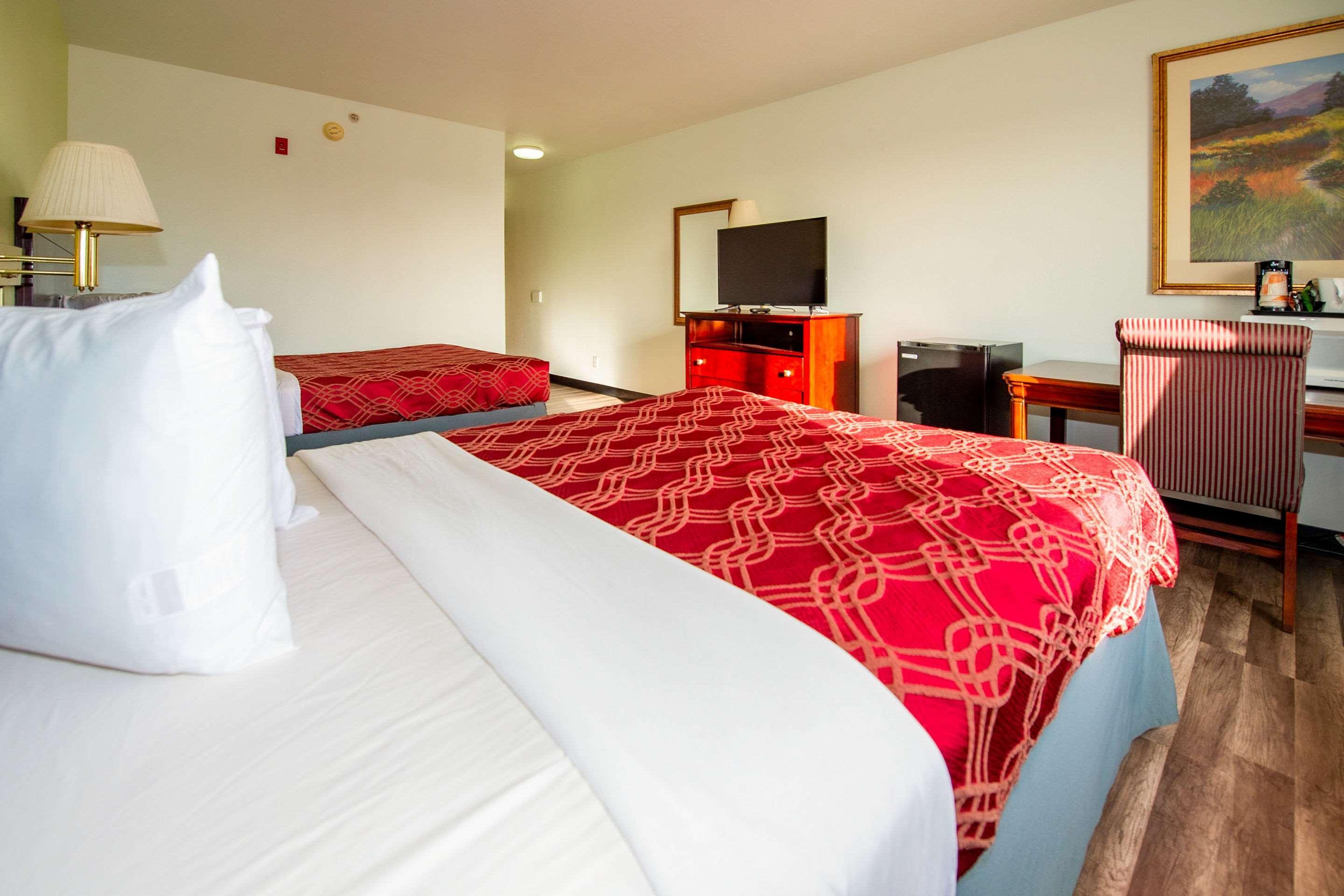 Rodeway Inn Central Colorado Springs Bagian luar foto