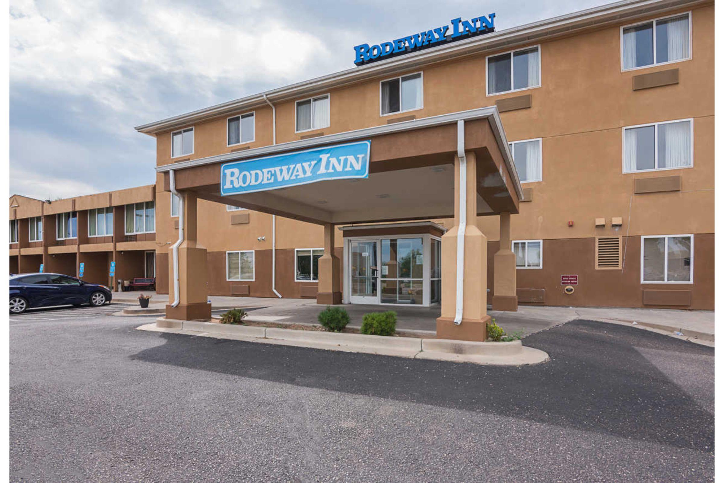 Rodeway Inn Central Colorado Springs Bagian luar foto