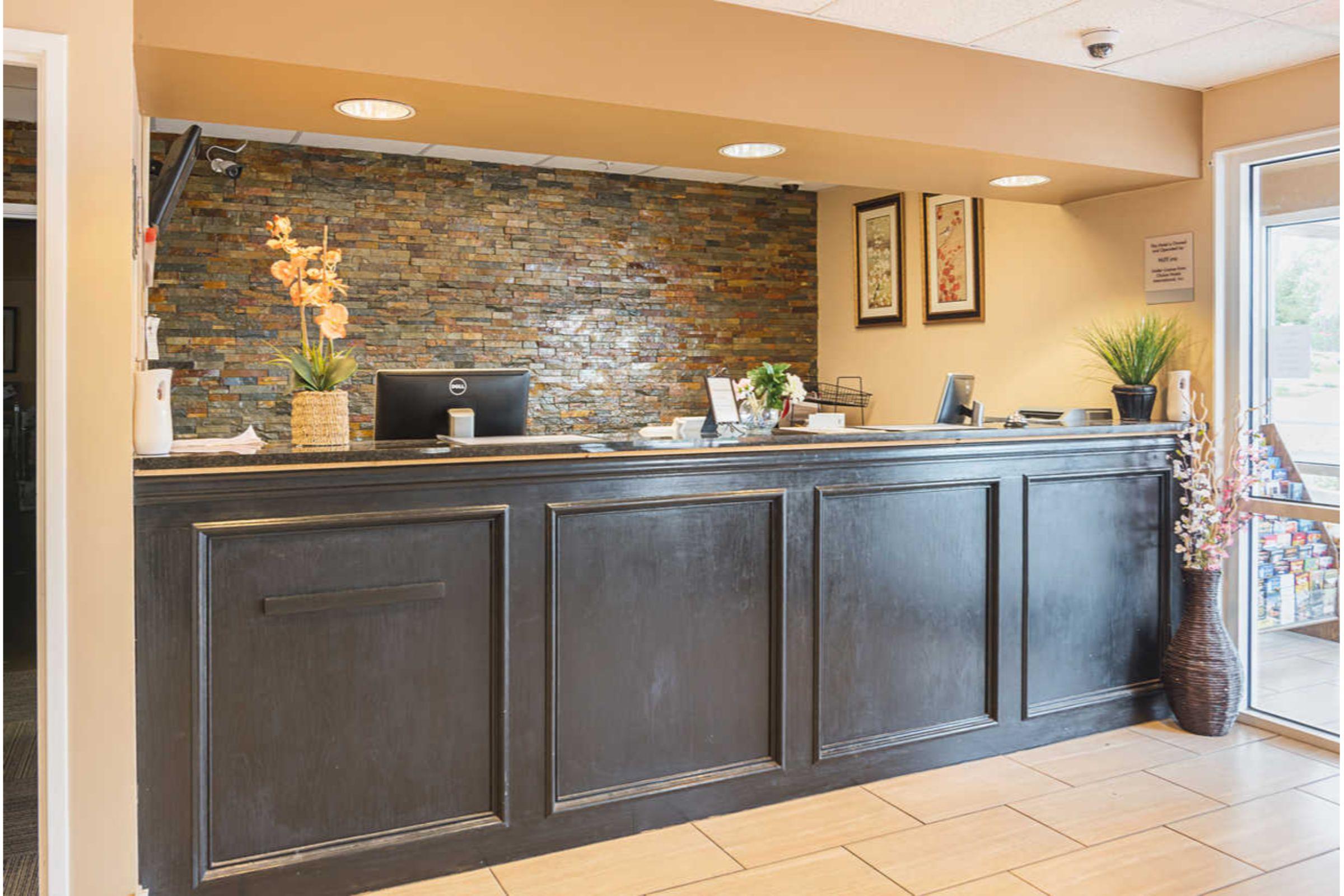 Rodeway Inn Central Colorado Springs Bagian luar foto