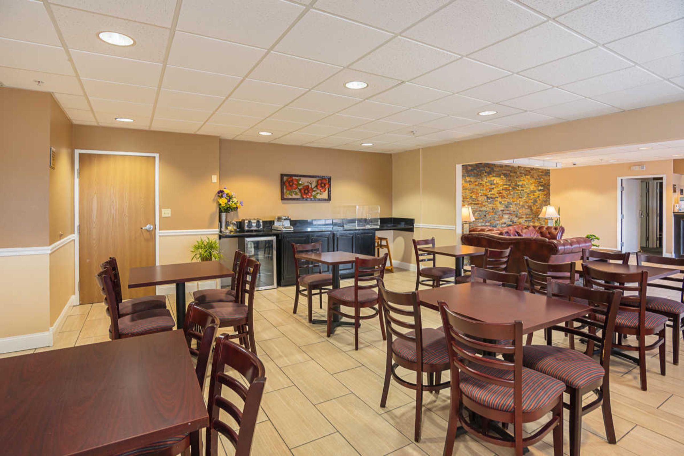 Rodeway Inn Central Colorado Springs Bagian luar foto
